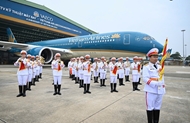 Patriotic music soars aboard special Vietnam Airlines flight